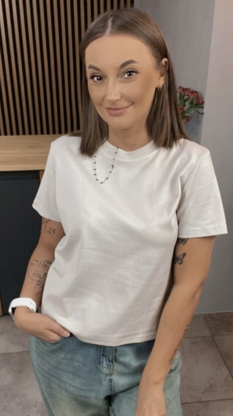 T-shirt MYSTAR Beżowy T-shirt MYSTAR Beżowy