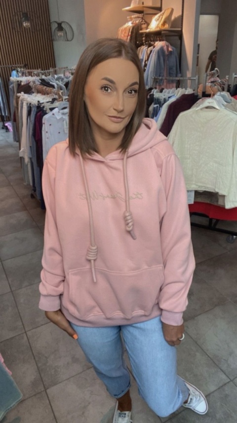 Bluza JOY z haftem ”the Jean West”–Różowa Bluza JOY z haftem ”the Jean West”–Różowa
