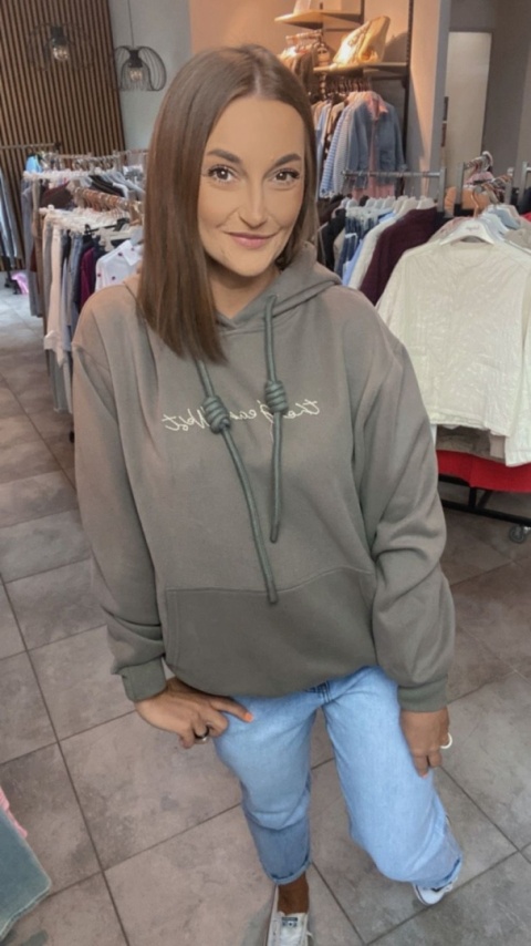Bluza JOY z haftem ”the Jean West”–Fango Bluza JOY z haftem ”the Jean West”–Fango