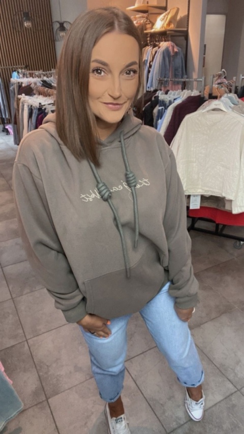 Bluza JOY z haftem ”the Jean West”–Fango Bluza JOY z haftem ”the Jean West”–Fango