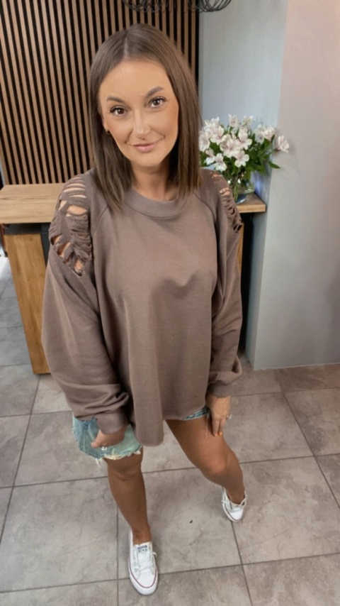 Bluza z Rozdarciami By Love Me Cappuccino Bluza z Rozdarciami By Love Me Cappuccino