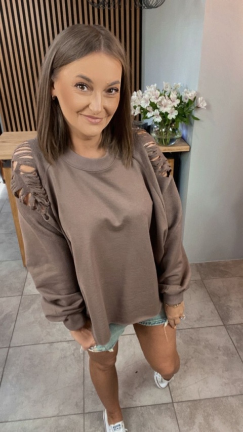 Bluza z Rozdarciami By Love Me Cappuccino Bluza z Rozdarciami By Love Me Cappuccino