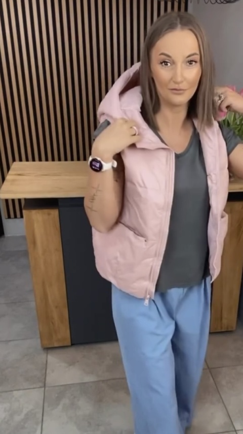 Kamizelka z kapturem Naturalny Puch Puder Kamizelka z kapturem Naturalny Puch Puder