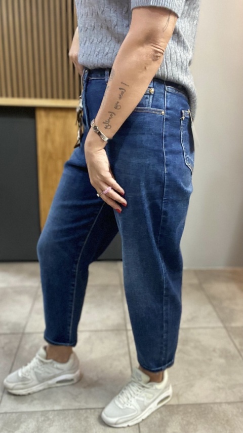 Jeansy M'SARA - klasyczny krój, ponadczasowy styl