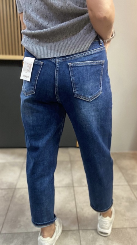 Jeansy M'SARA - klasyczny krój, ponadczasowy styl