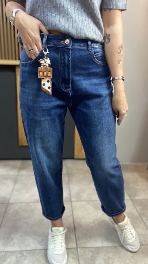 Jeansy M'SARA - klasyczny krój, ponadczasowy styl
