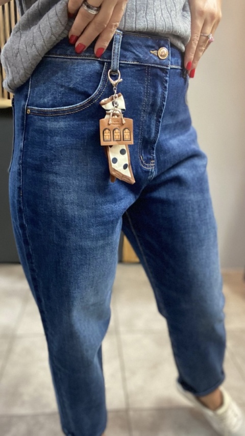 Jeansy M'SARA - klasyczny krój, ponadczasowy styl