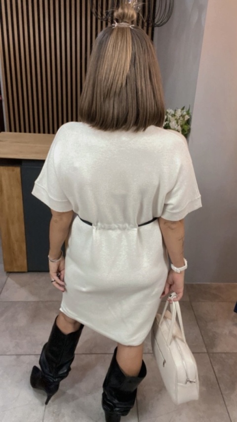 Sukienka dzianinowa Melody z paskiem - Śmietanka