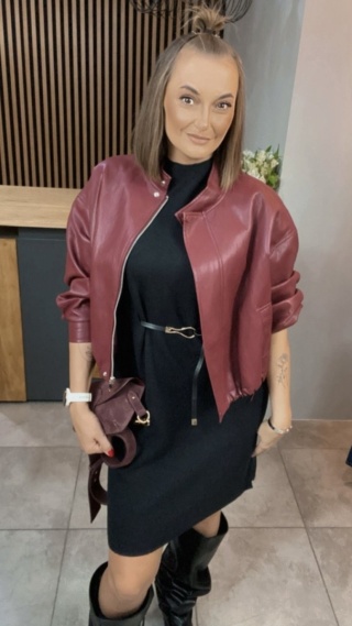 Sukienka dzianinowa Melody z paskiem - Czarna