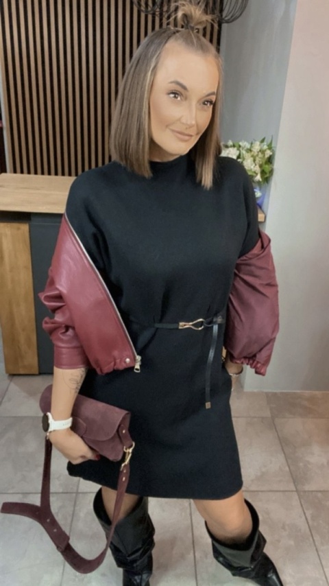 Sukienka dzianinowa Melody z paskiem - Czarna