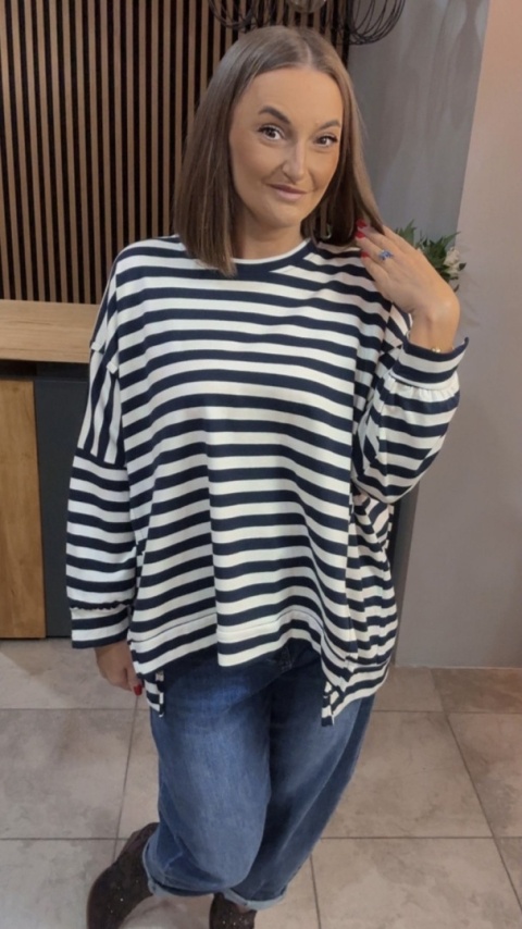 Bluzka w paski - oversize - biało-granatowa