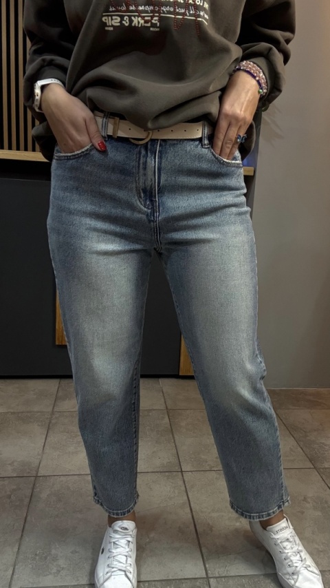 Jeansy Uiuj boyfriend UBF152-6 – klasyczny niebieski denim