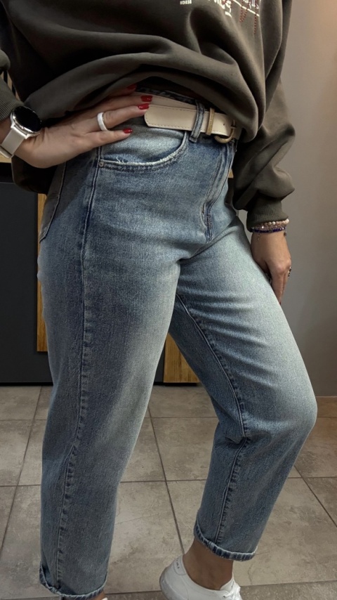 Jeansy Uiuj boyfriend UBF152-6 – klasyczny niebieski denim