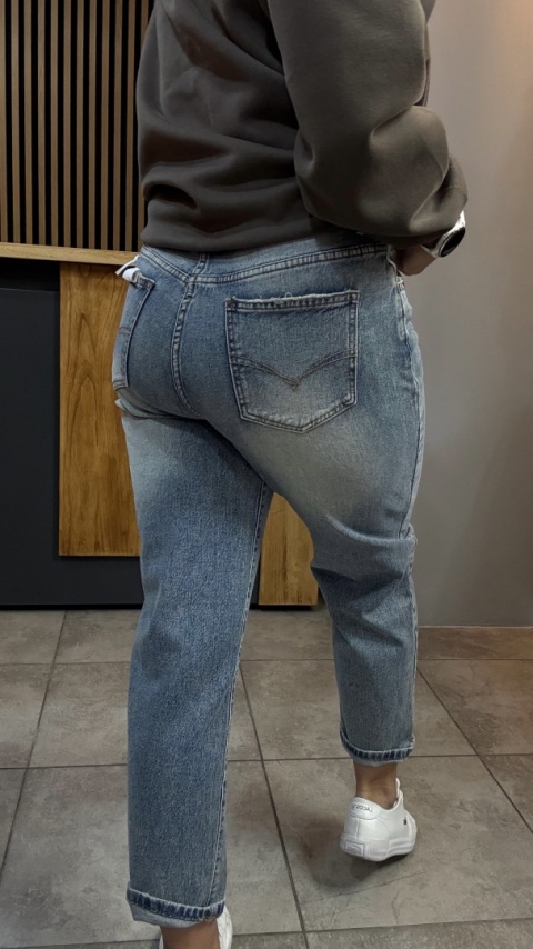 Jeansy Uiuj boyfriend UBF152-6 – klasyczny niebieski denim