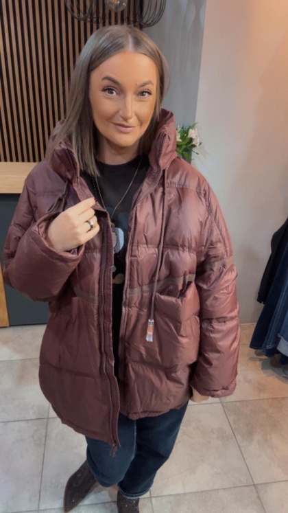 Kurtka „Street Oversize" - Brąz wpadający w Burgund