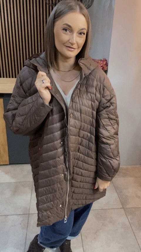 Kurtka z naturalnym puchem - czekoladowa