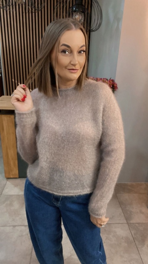 Sweter Kid Moher - klasyczny krój z okrągłym dekoltem - Fango