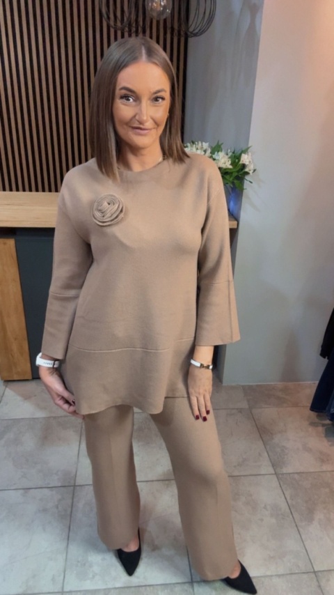 Komplet E-Woman Fashion - Camel