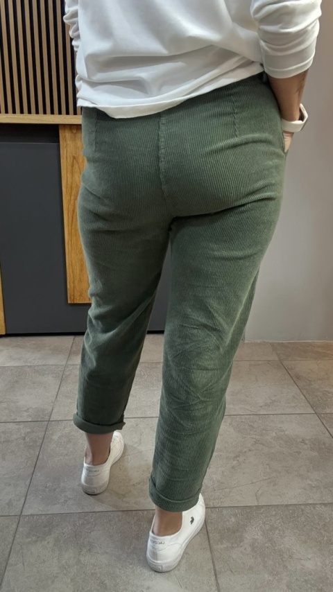 Spodnie sztruksowe Wiya - KHAKY