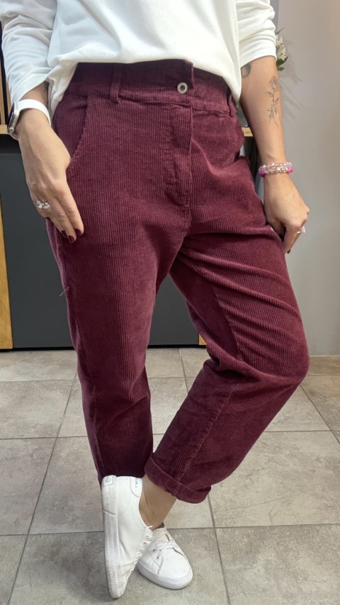 Spodnie sztruksowe Wiya - BORDO