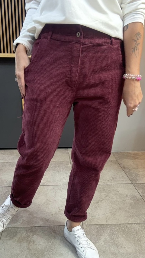 Spodnie sztruksowe Wiya - BORDO