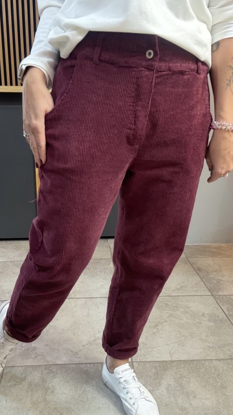 Spodnie sztruksowe Wiya - BORDO