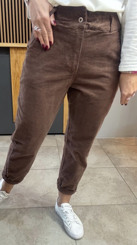 Spodnie sztruksowe Wiya - MOKA