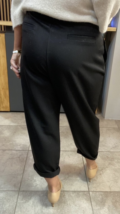 Spodnie z zakładkami - Czarne