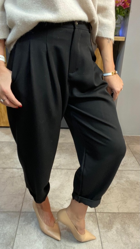 Spodnie z zakładkami - Czarne