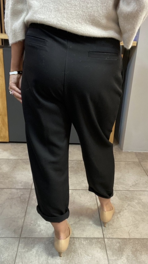 Spodnie z zakładkami - Czarne