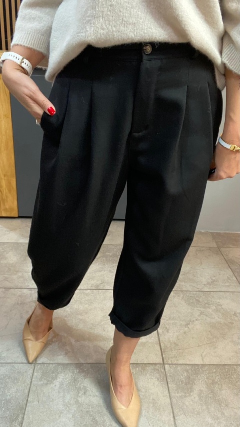 Spodnie z zakładkami - Czarne