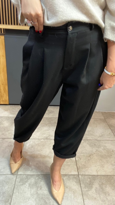 Spodnie z zakładkami - Czarne