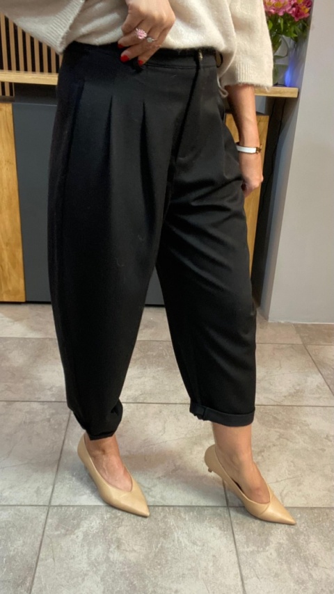 Spodnie z zakładkami - Czarne