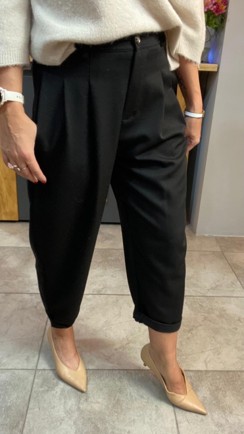 Spodnie z zakładkami - Czarne