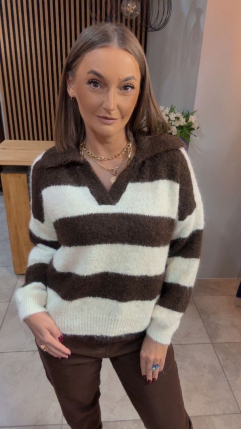Sweter w paski z kołnierzykiem - Brązowy