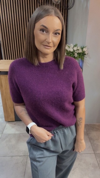 Sweter z krótkim rękawem z baby alpaki - Śliwka