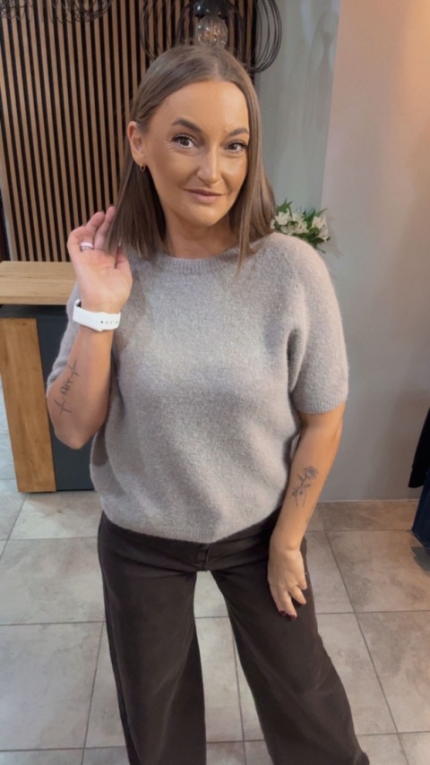 Sweter z krótkim rękawem z baby alpaki - Jasne Fango