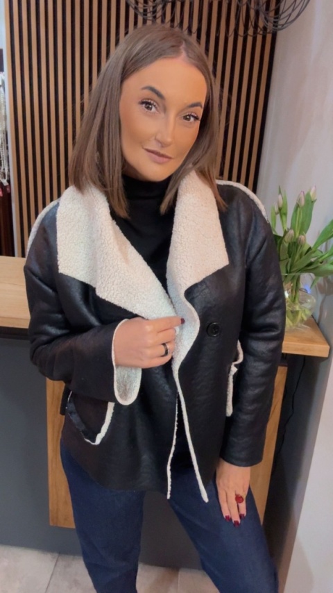 Kurtka z kożuchem - ekoskóra, czarna