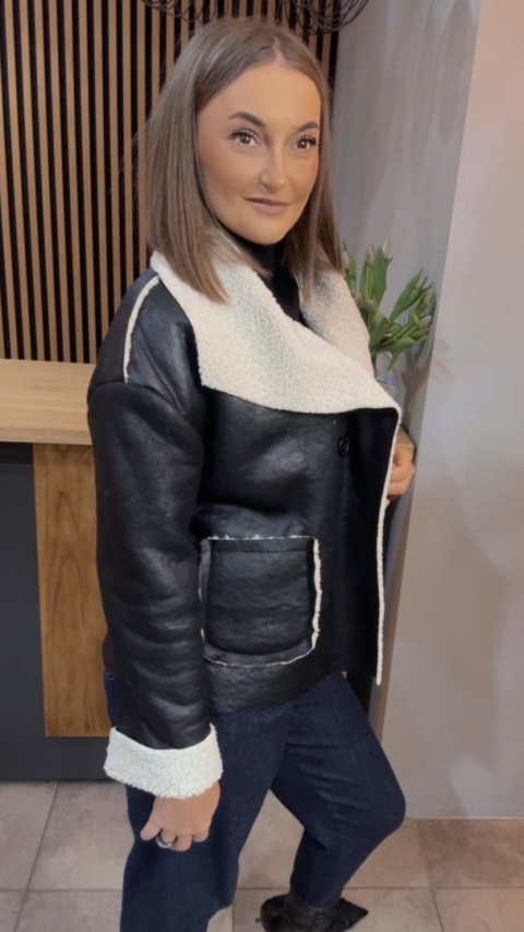 Kurtka z kożuchem - ekoskóra, czarna