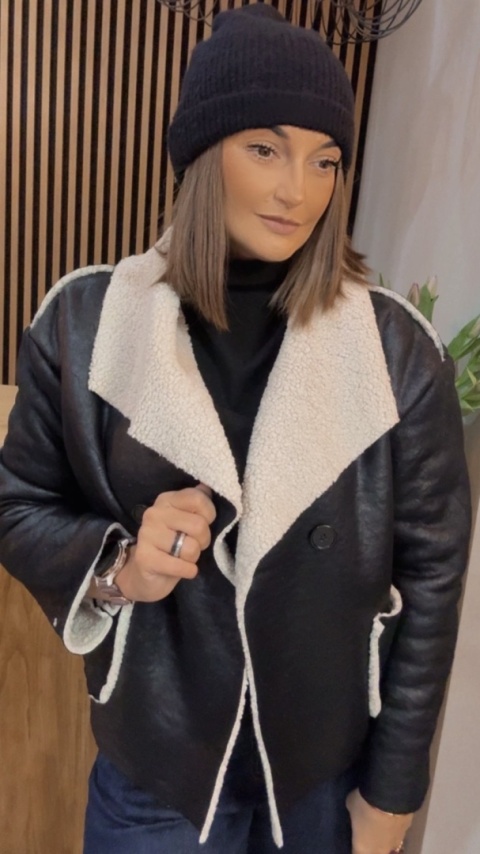 Kurtka z kożuchem - ekoskóra, czarna