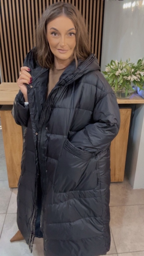 Płaszcz Premium Oversize z naturalnym puchem – czarny