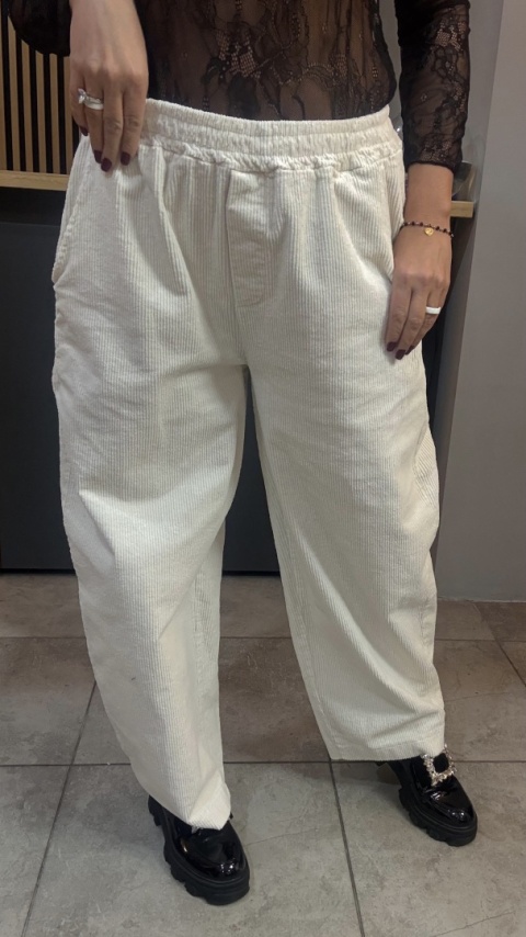 Spodnie sztruksowe Gioya & Co. - Burro