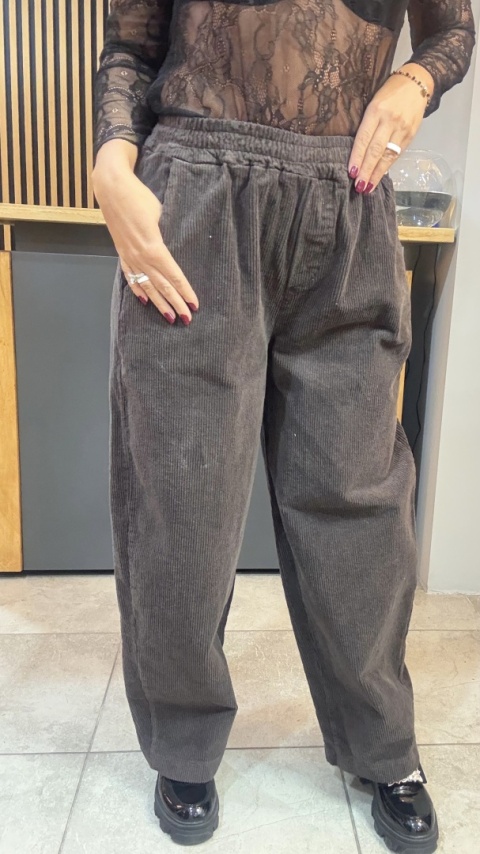 Spodnie sztruksowe Gioya & Co. - Chocolate