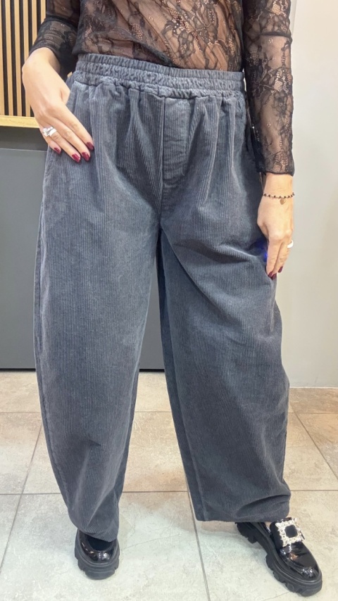 Spodnie sztruksowe Gioya & Co. - Smoke