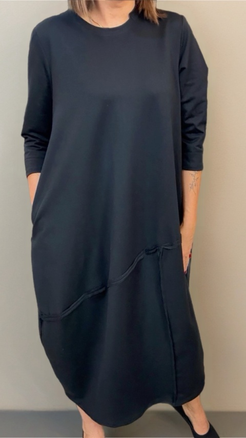 Sukienka Wendy Trendy – luźna, czarna midi/maxi