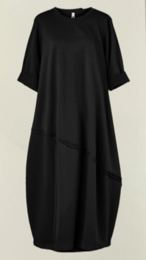 Sukienka Wendy Trendy – luźna, czarna midi/maxi