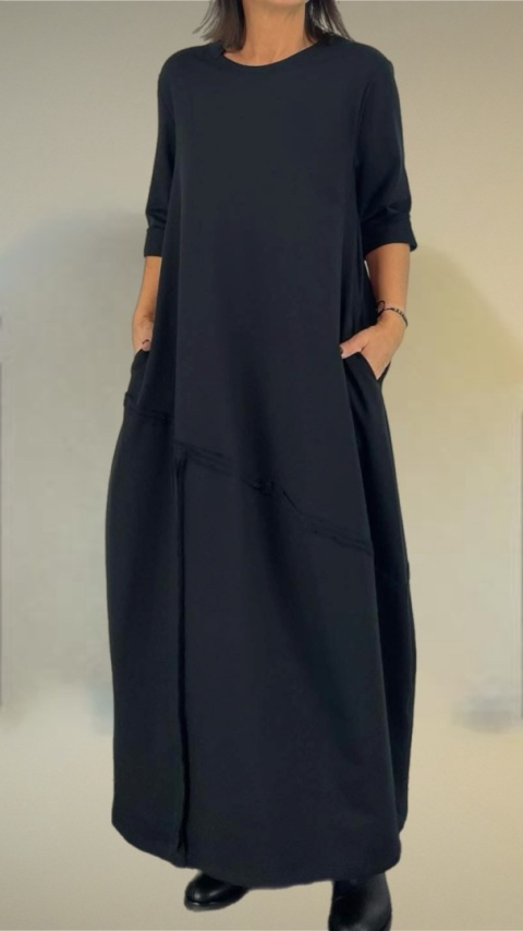 Sukienka Wendy Trendy – luźna, czarna midi/maxi