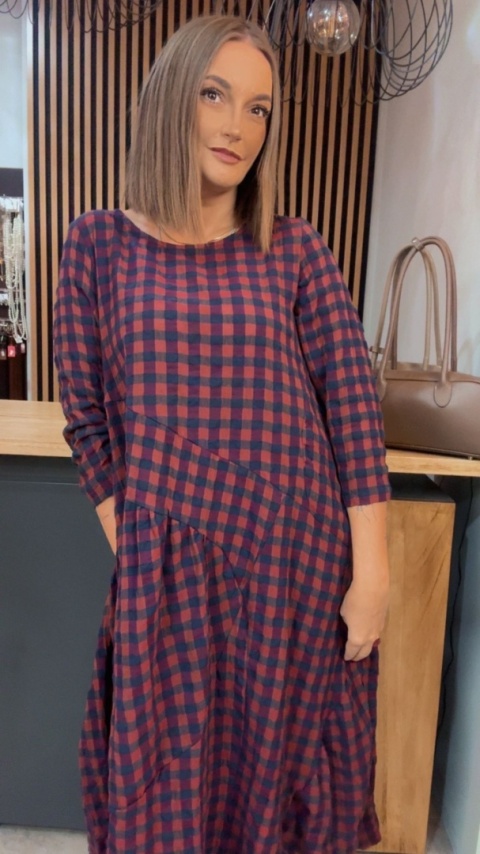 Sukienka Wendy Trendy w kratkę - Red Navy Check