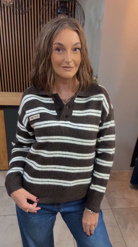 Sweter w paski z kołnierzykiem VICBEE
