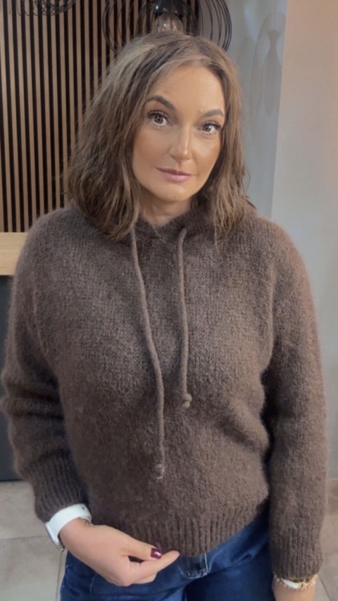 Sweter z kapturem CXL Collection - Brązowy